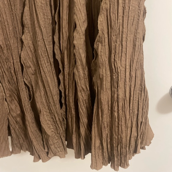 Gorgeous Brown/ Tan Long Flowy Layered Skirt - Picture 3 of 7